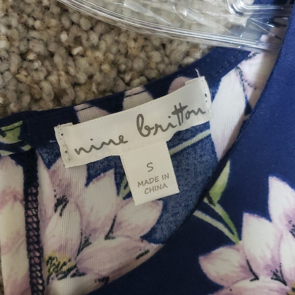 Nine Britton | Mona | Knit Floral Jumpsuit - Picture 4 of 5